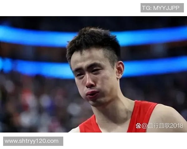 精致男头篮球明星的魅力与风采解析，展现运动与时尚的完美结合